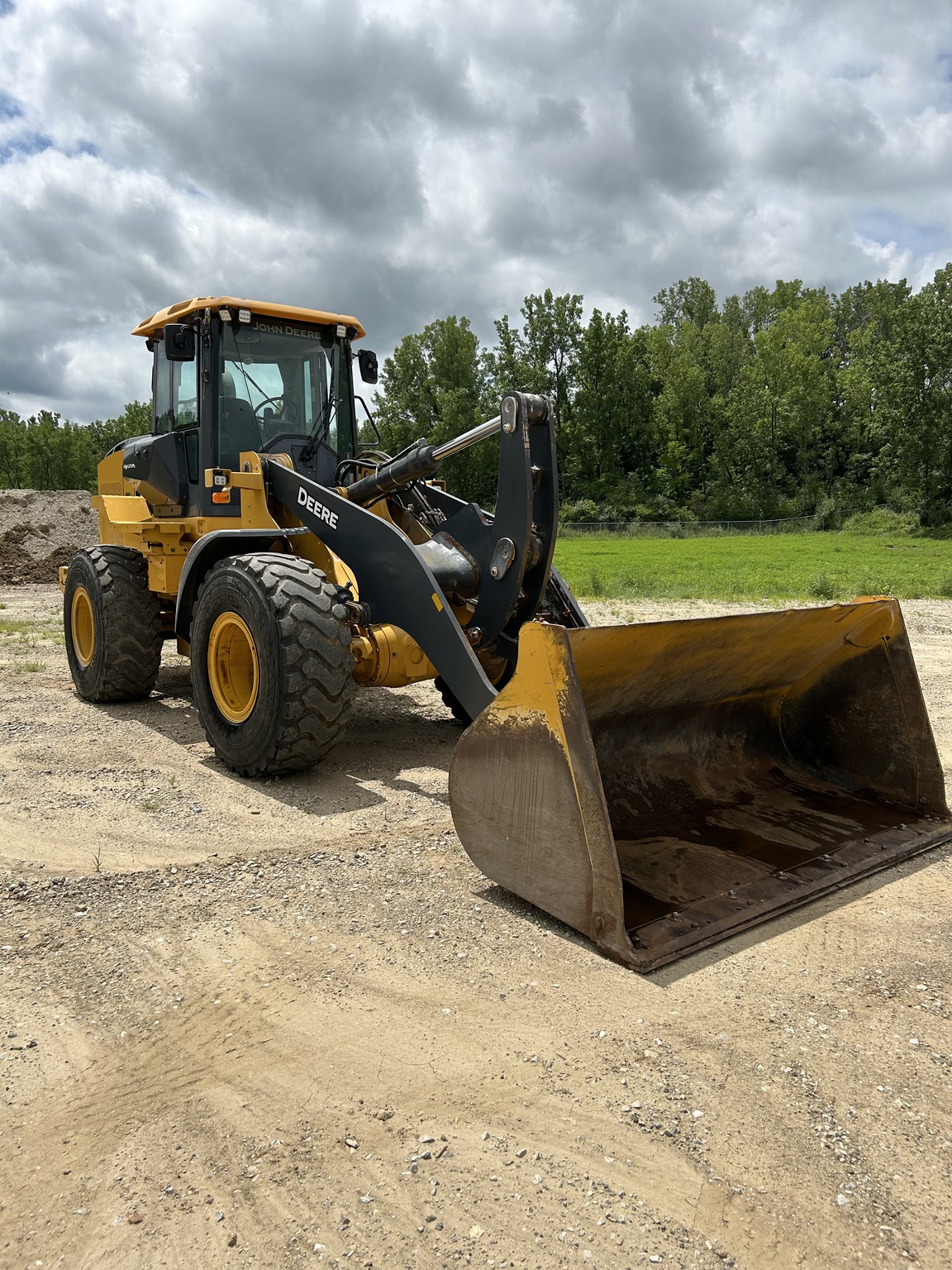 2019 John Deere 624L HL Image 7