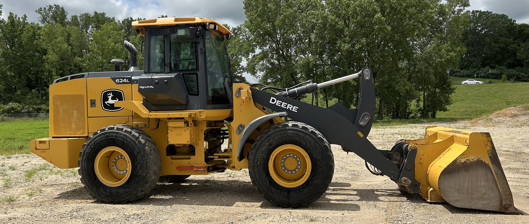 2019 John Deere 624L HL Image 4