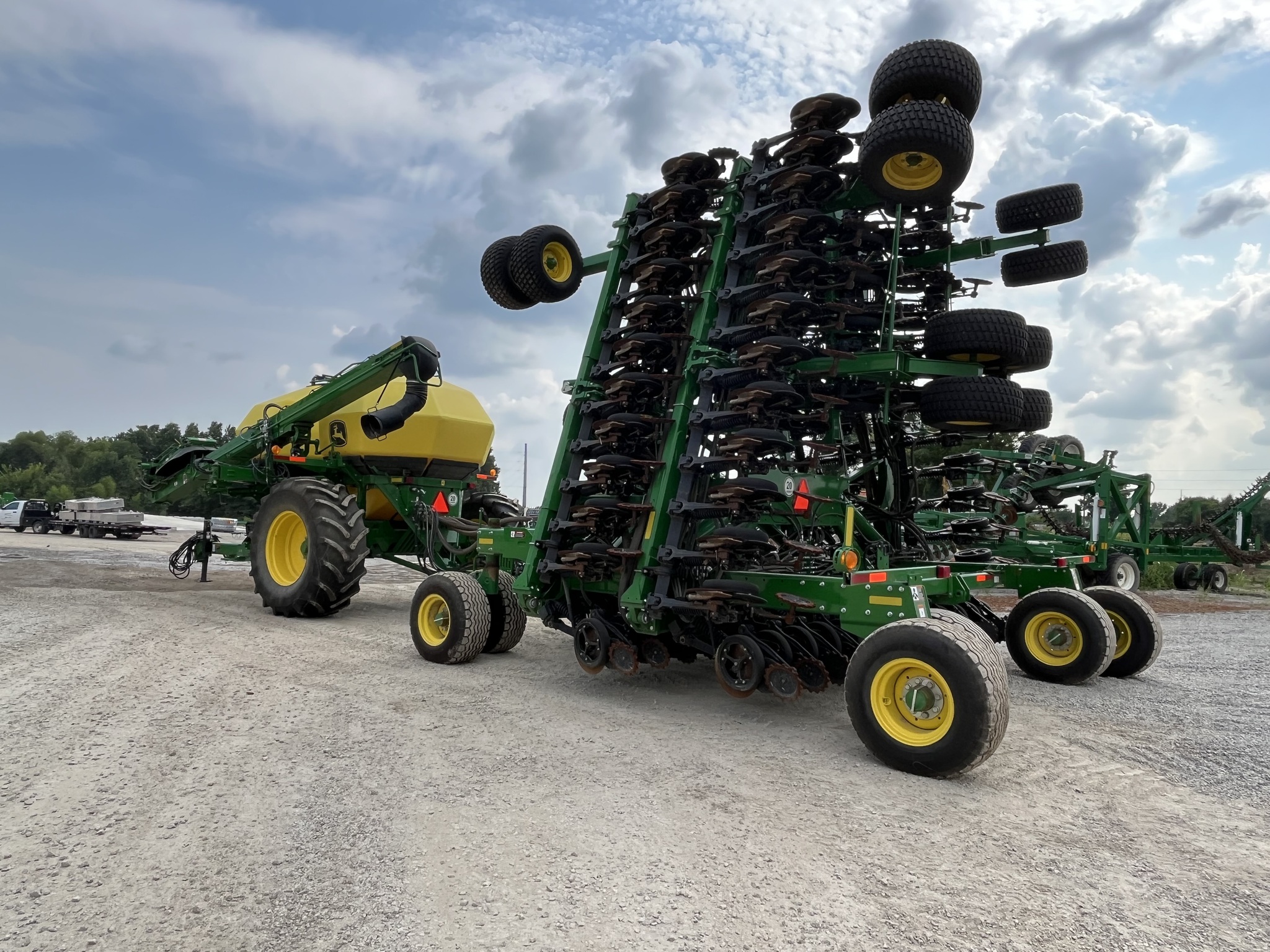 2022 John Deere N560 at Heritage Tractor in Pittsburg, KS