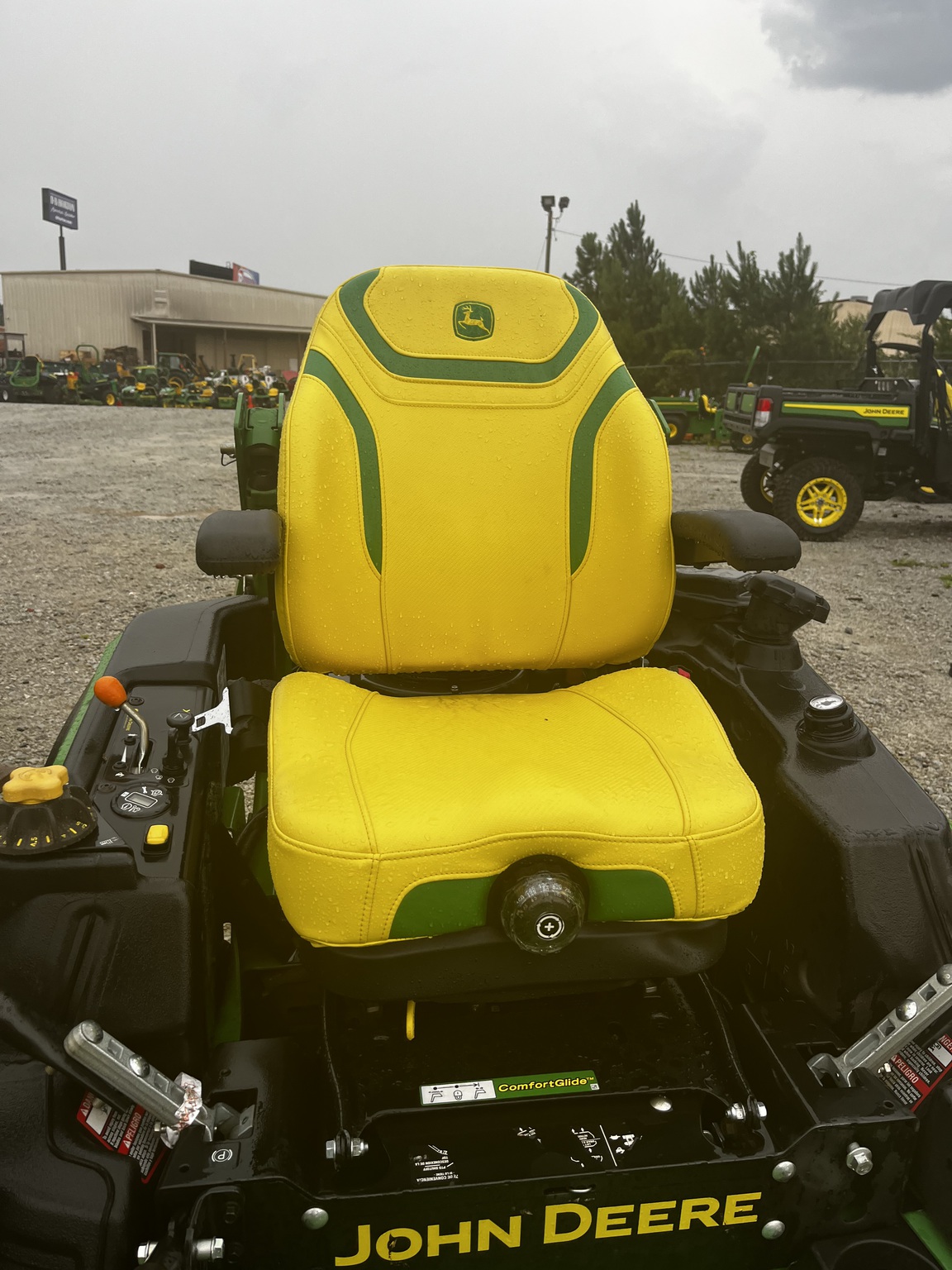 2022 John Deere Z950M Image 4