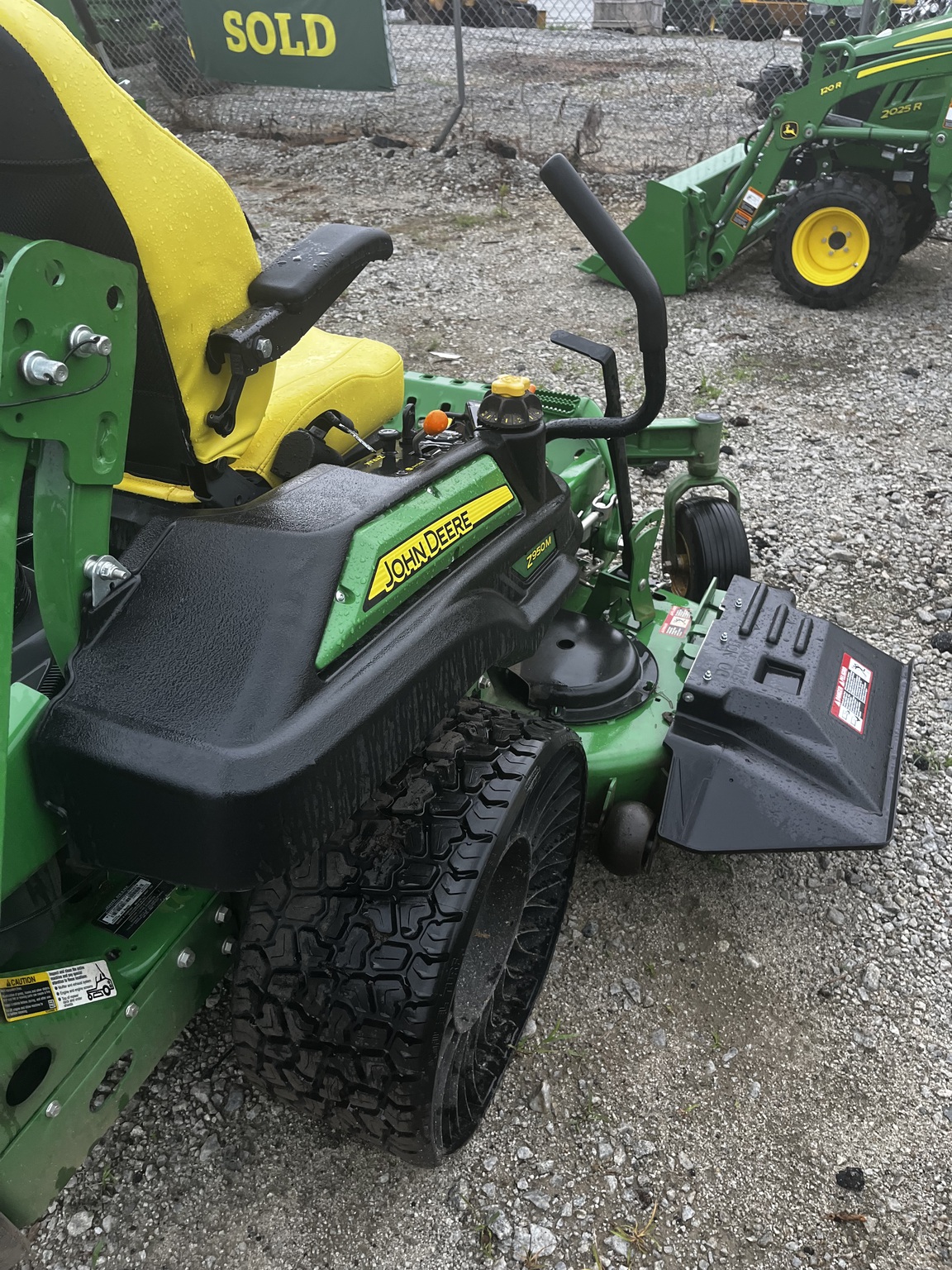 2022 John Deere Z950M Image 7