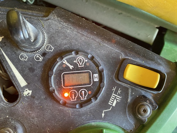 2011 John Deere Z925A (7th thumbnail)