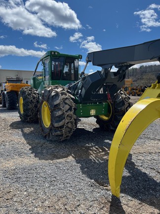 2023 John Deere 648L-II