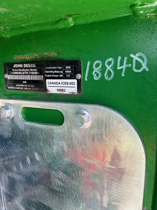 2023 John Deere 648L-II