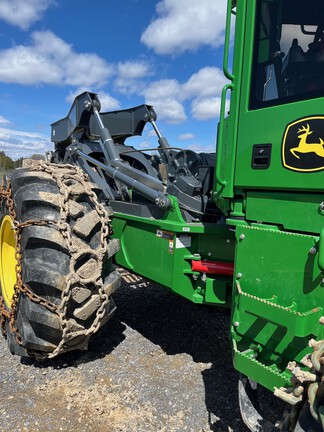 2023 John Deere 648L-II