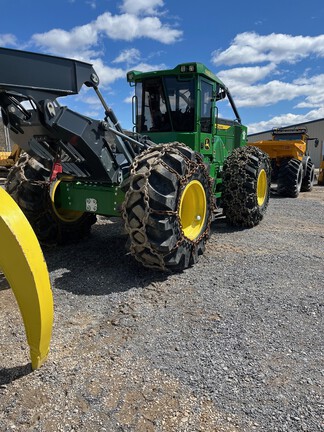 2023 John Deere 648L-II