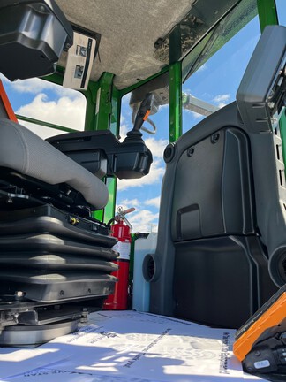 2023 John Deere 648L-II