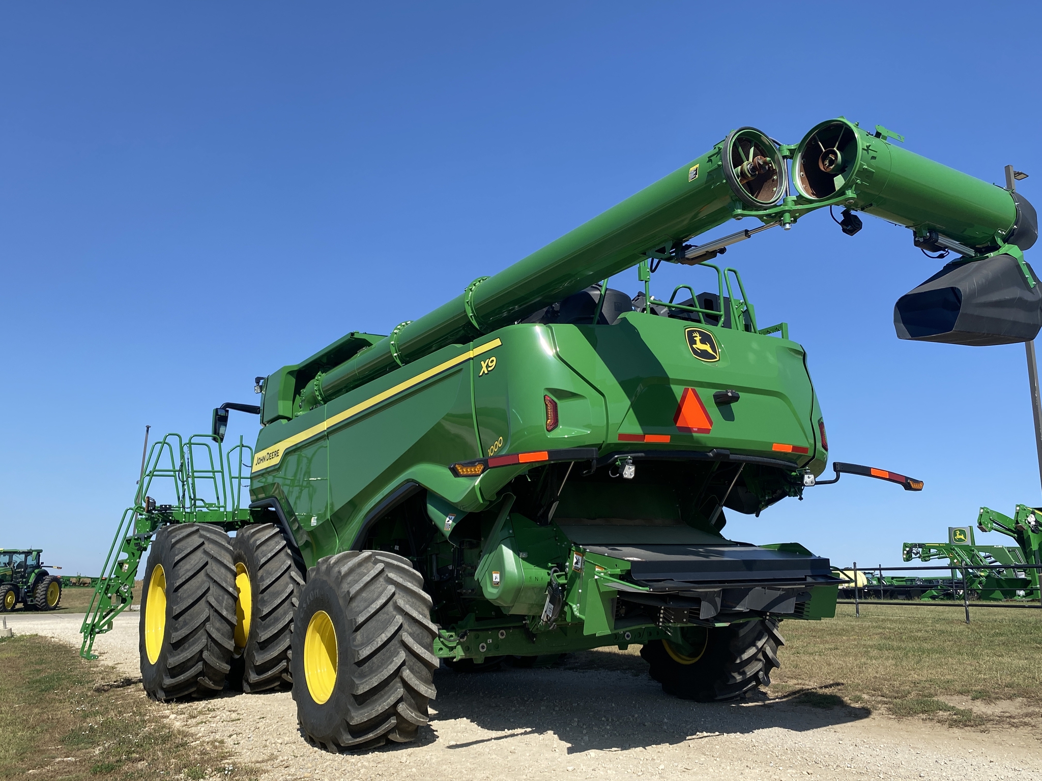 2023 John Deere X9 1000 Image 7