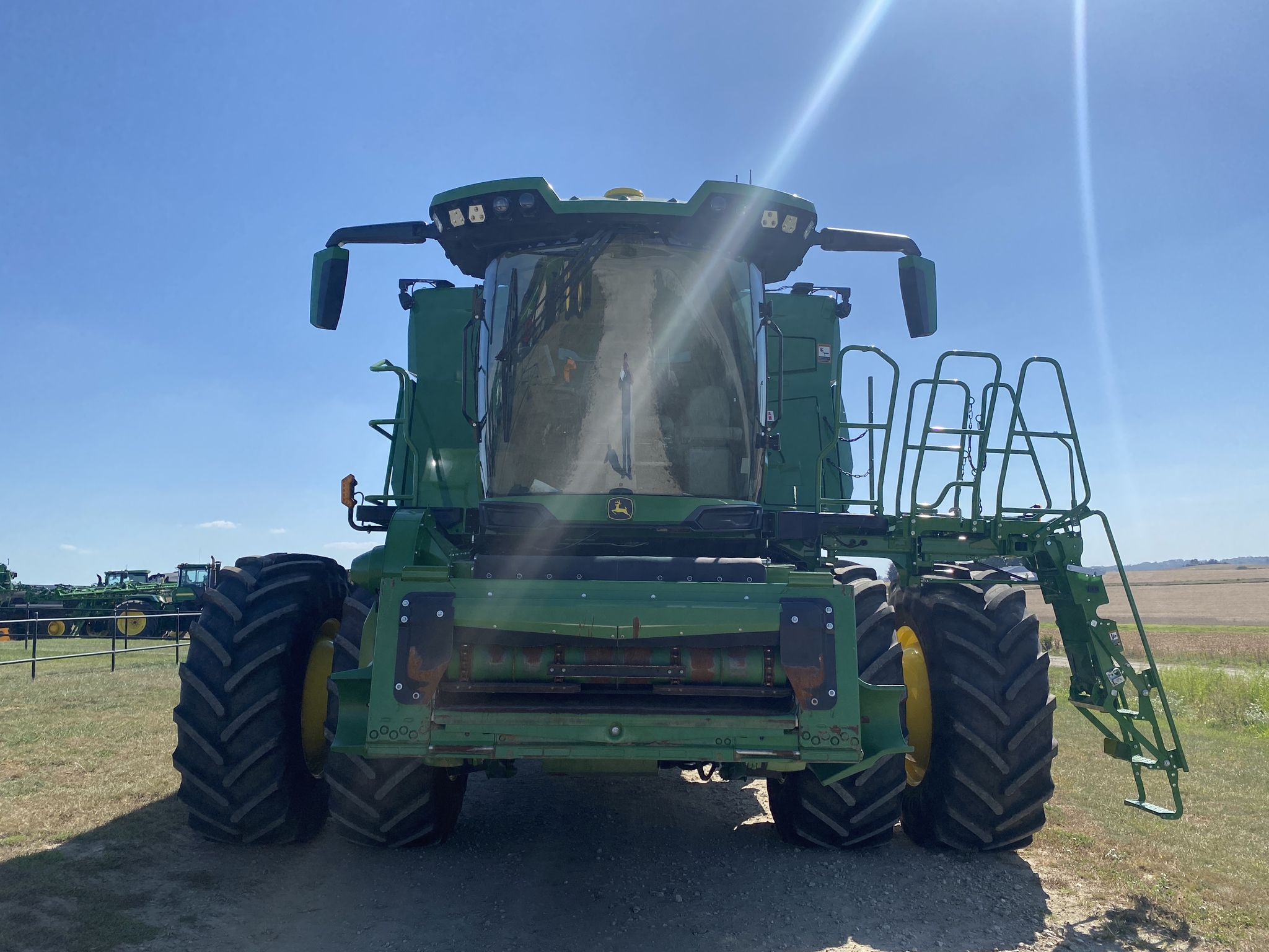 2023 John Deere X9 1000 Image 2