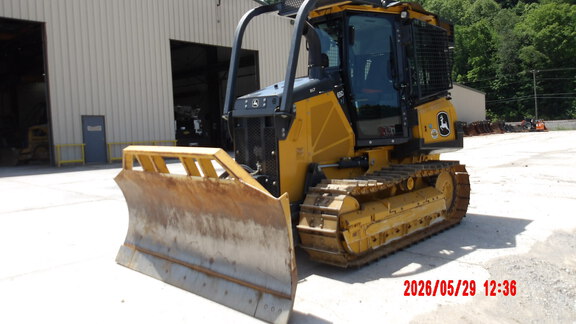 Photo of a 2024 John Deere 650 P