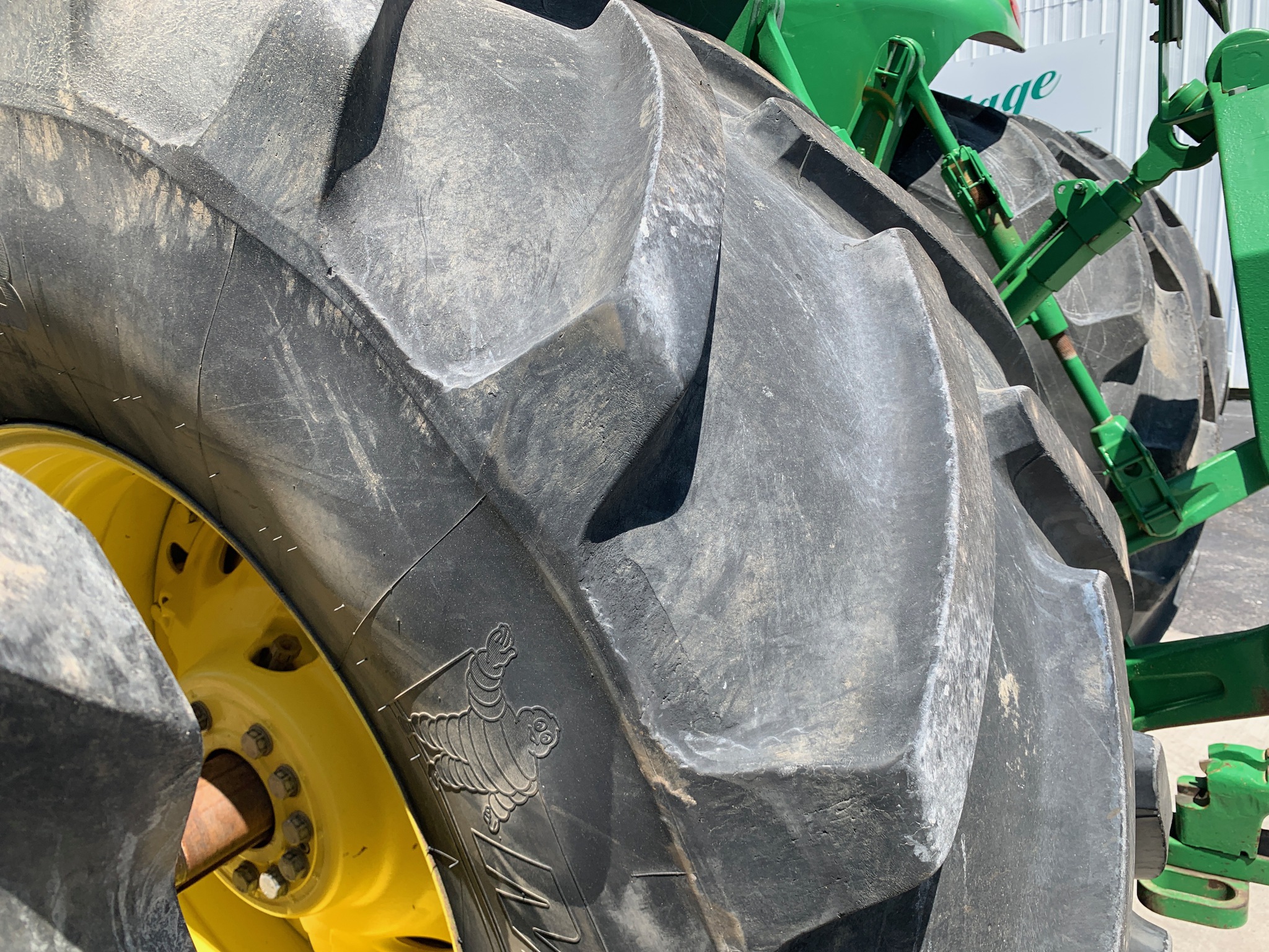  2013 John Deere 8335R at Heritage Tractor in Lamar, MO