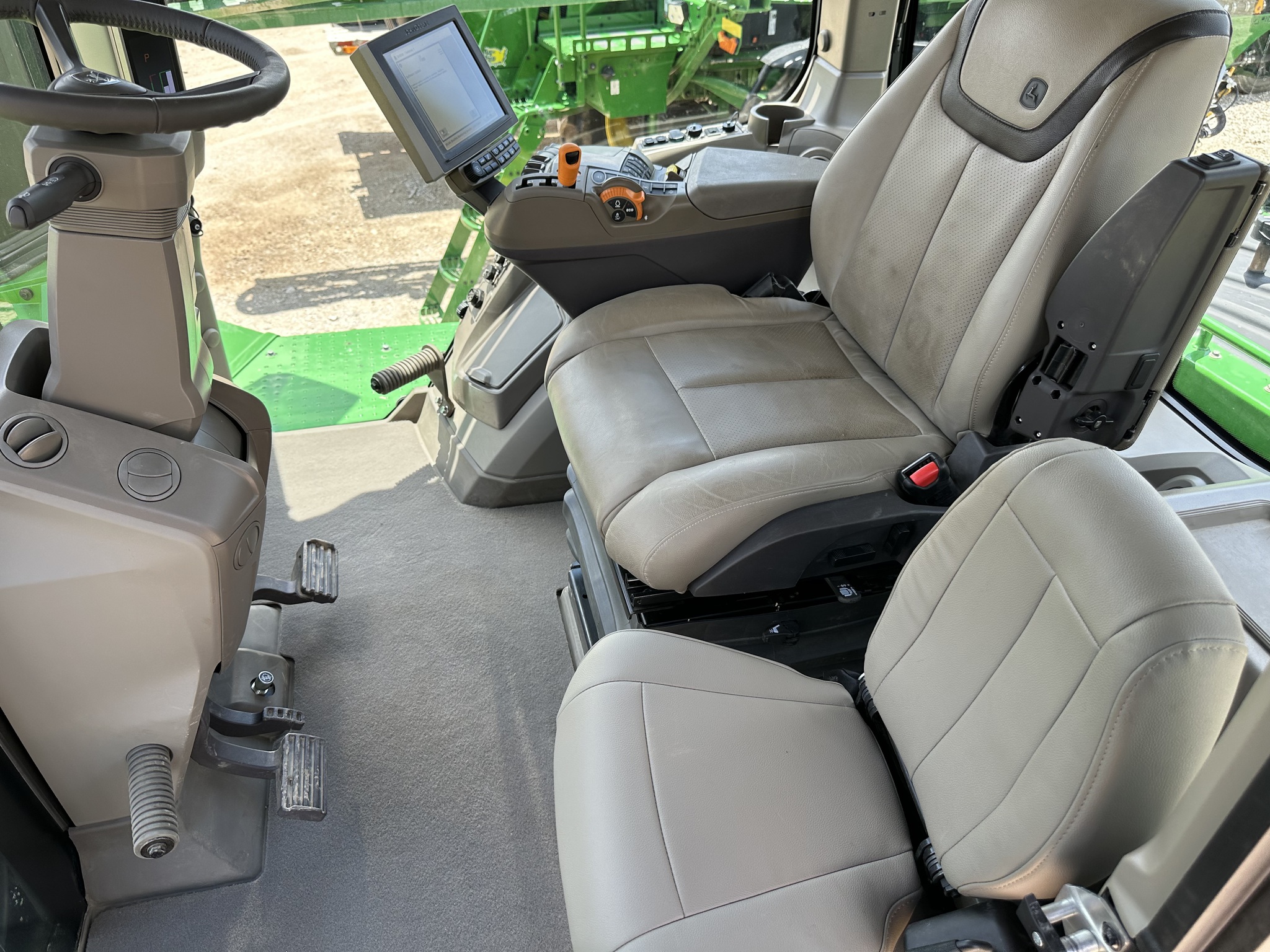 2023 John Deere 9RX 590 Image 10