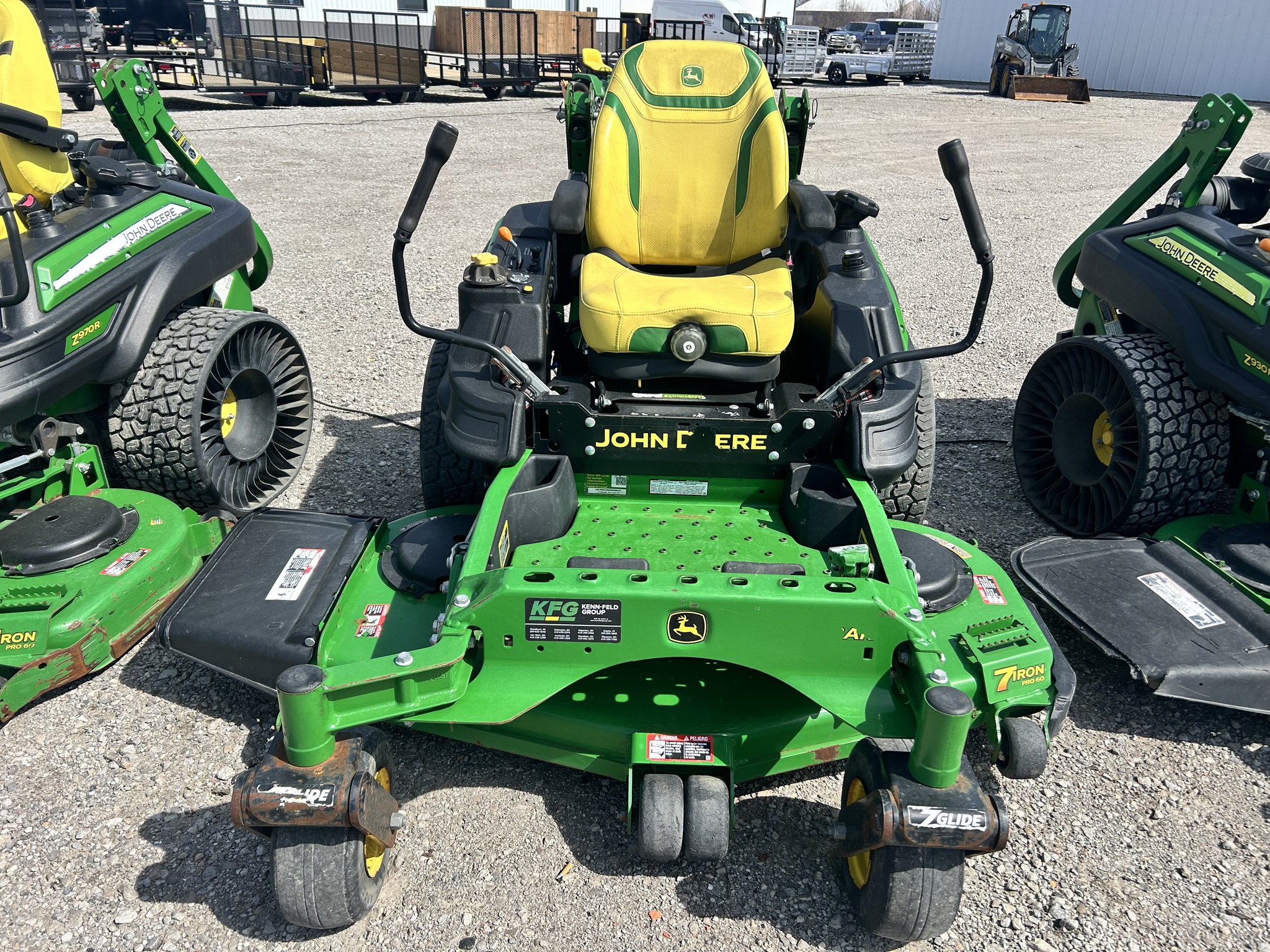 2023 John Deere Z950R Image 1
