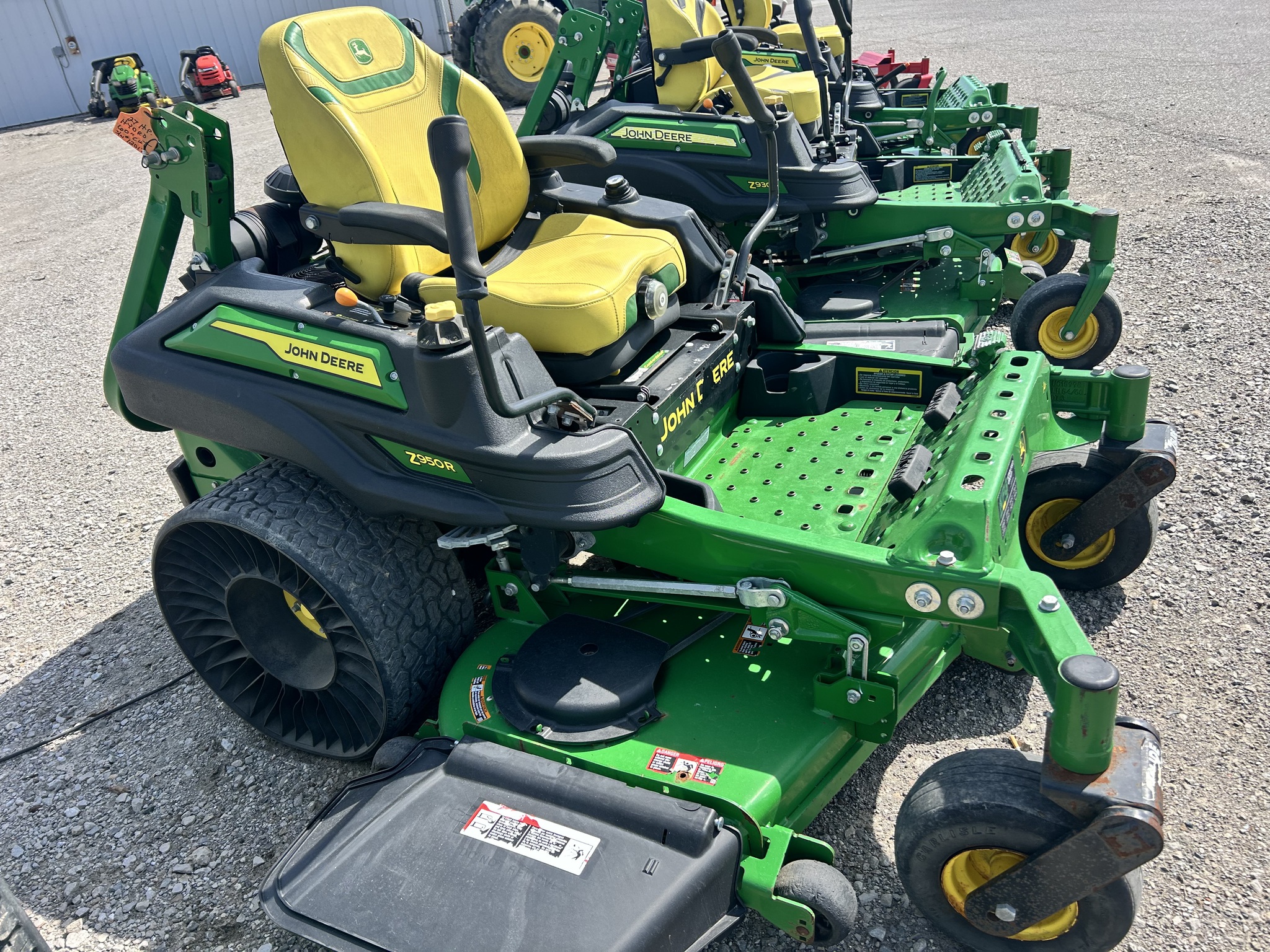 2023 John Deere Z950R Image 6
