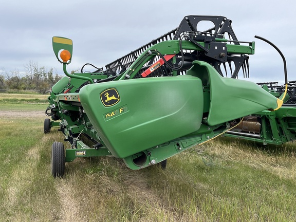 Used 2017 John Deere 640FD Combine Platforms at Horizon Ag & Turf in Falher, AB - Photo3