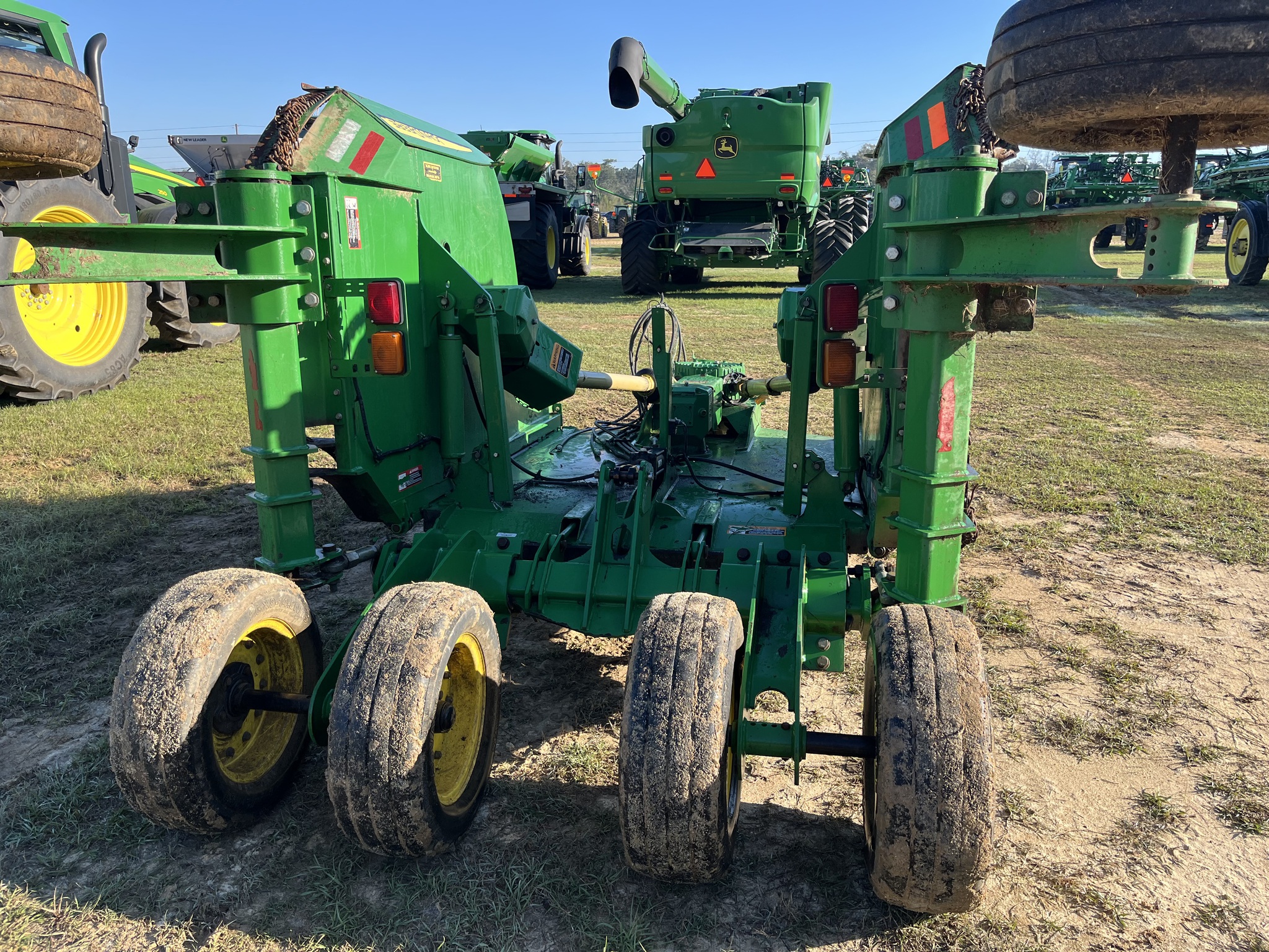 2020 John Deere R15 Image 3