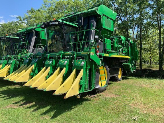 2015 John Deere CP690 Photo 5