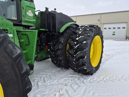 Used 2023 John Deere 9R 540 Articulated 4WD Tractors at Horizon Ag & Turf in St. Paul, AB - Photo10