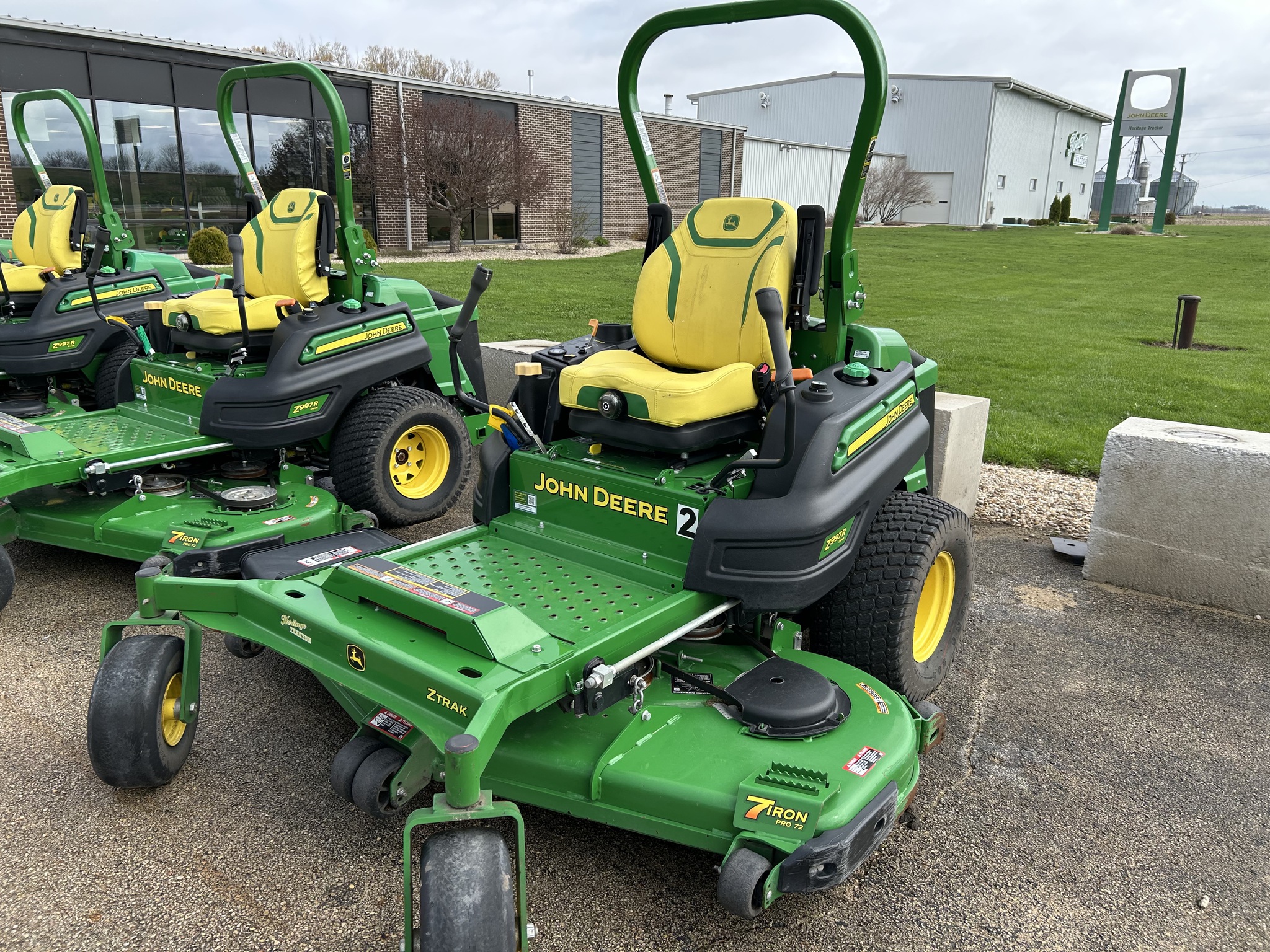  2024 John Deere Z997R at Heritage Tractor in Dixon, IL