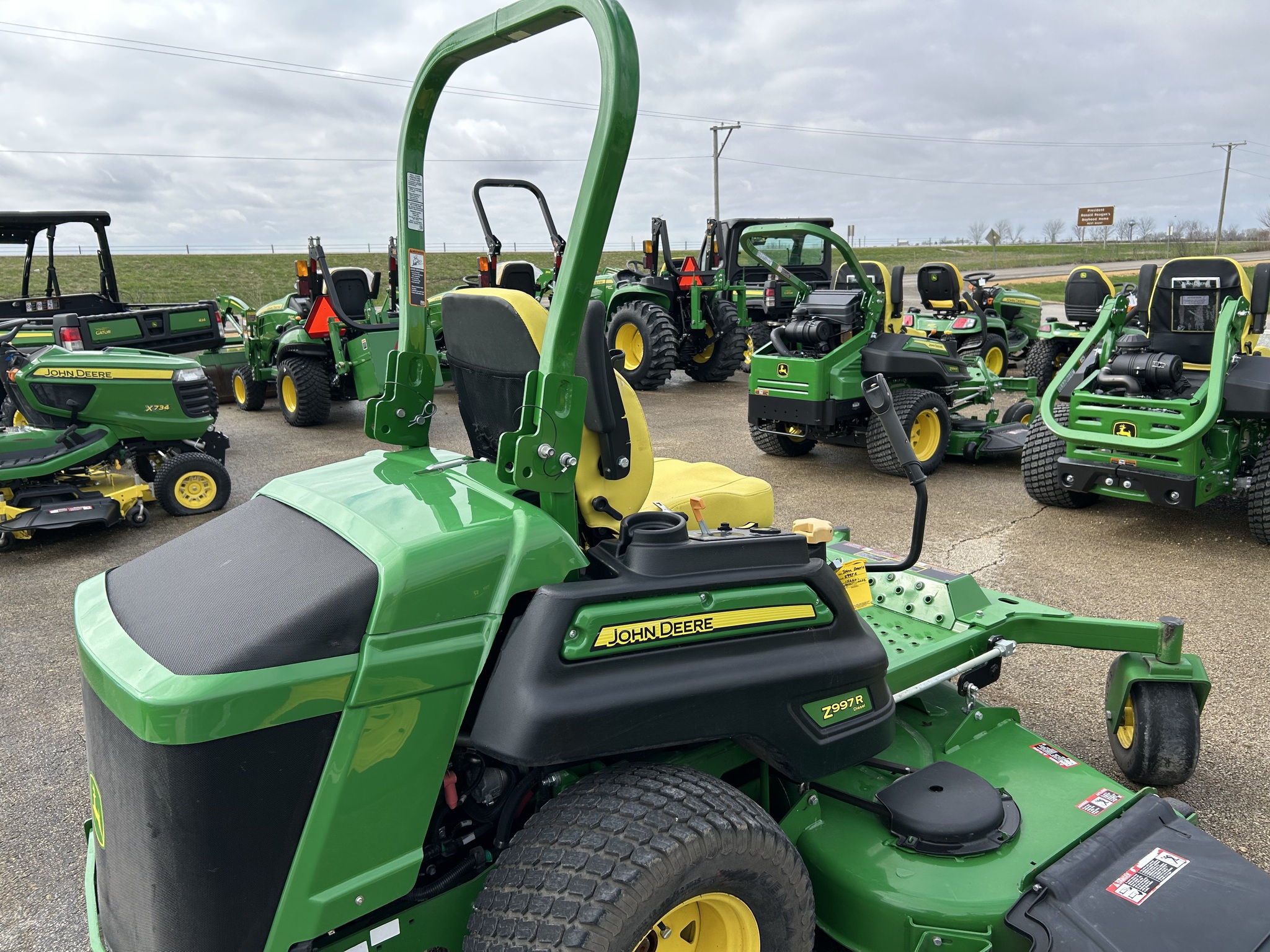  2024 John Deere Z997R at Heritage Tractor in Dixon, IL