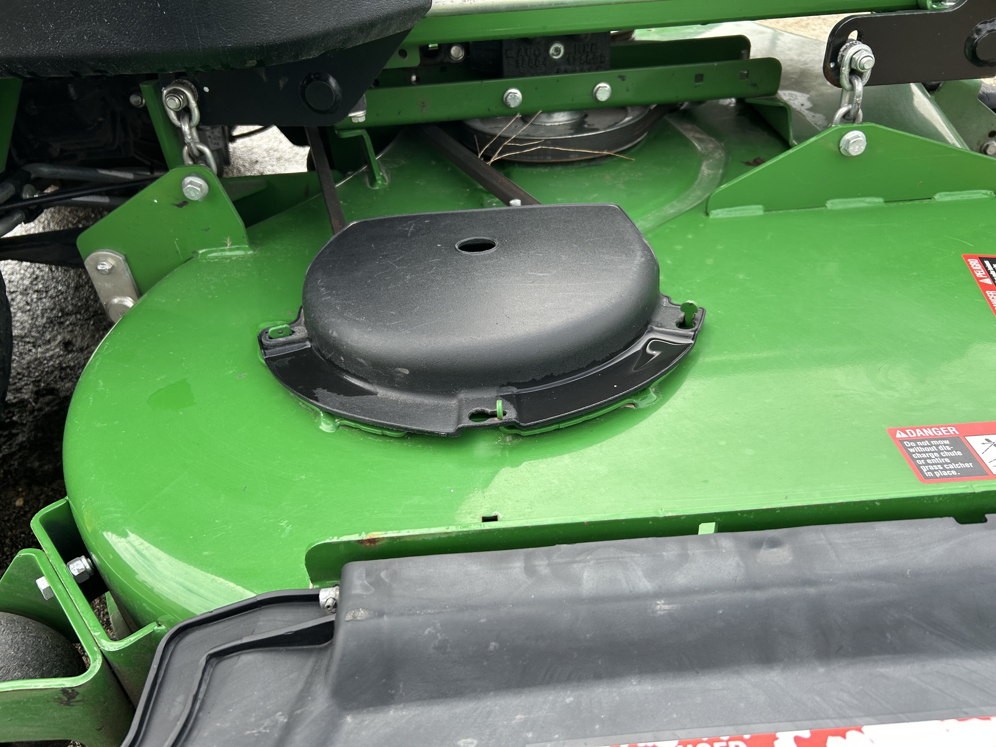  2024 John Deere Z997R at Heritage Tractor in Dixon, IL