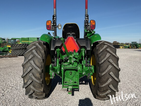 Photo of 2024 John Deere 5050E