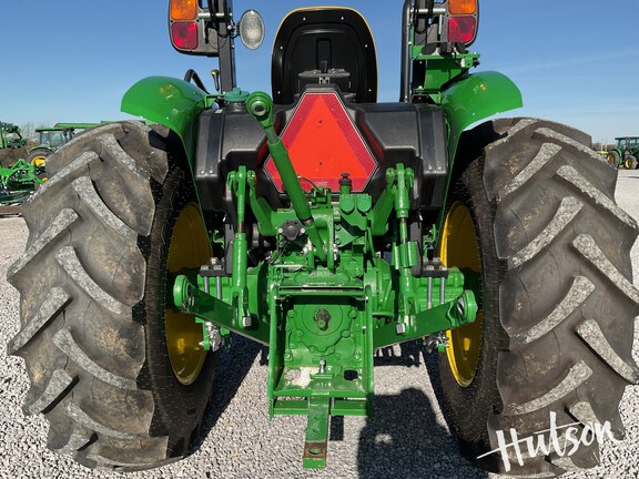 Photo of 2024 John Deere 5050E