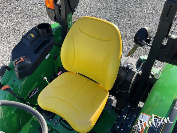 Photo of 2024 John Deere 5050E