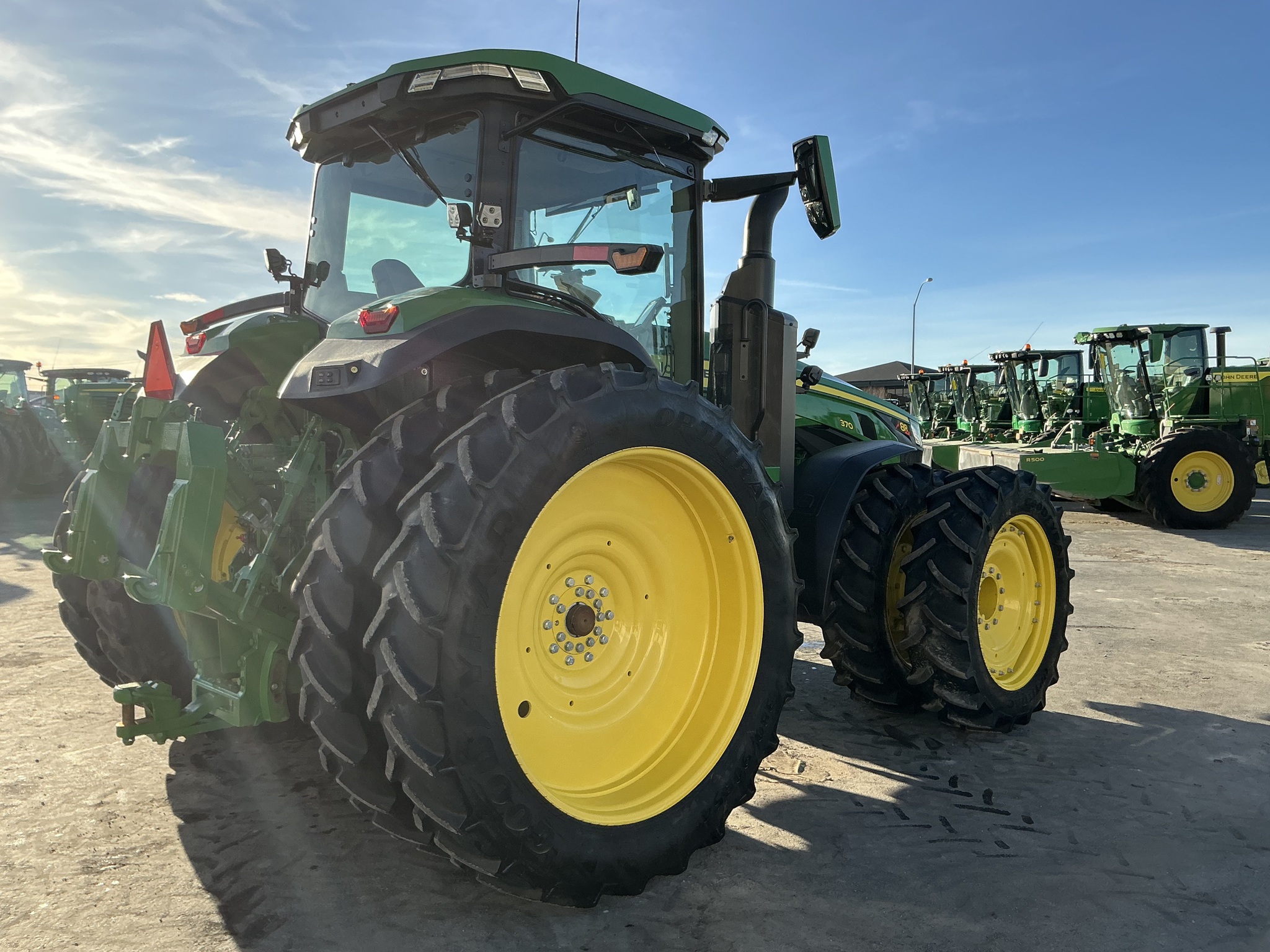 2023 John Deere 8R 370 Image 5
