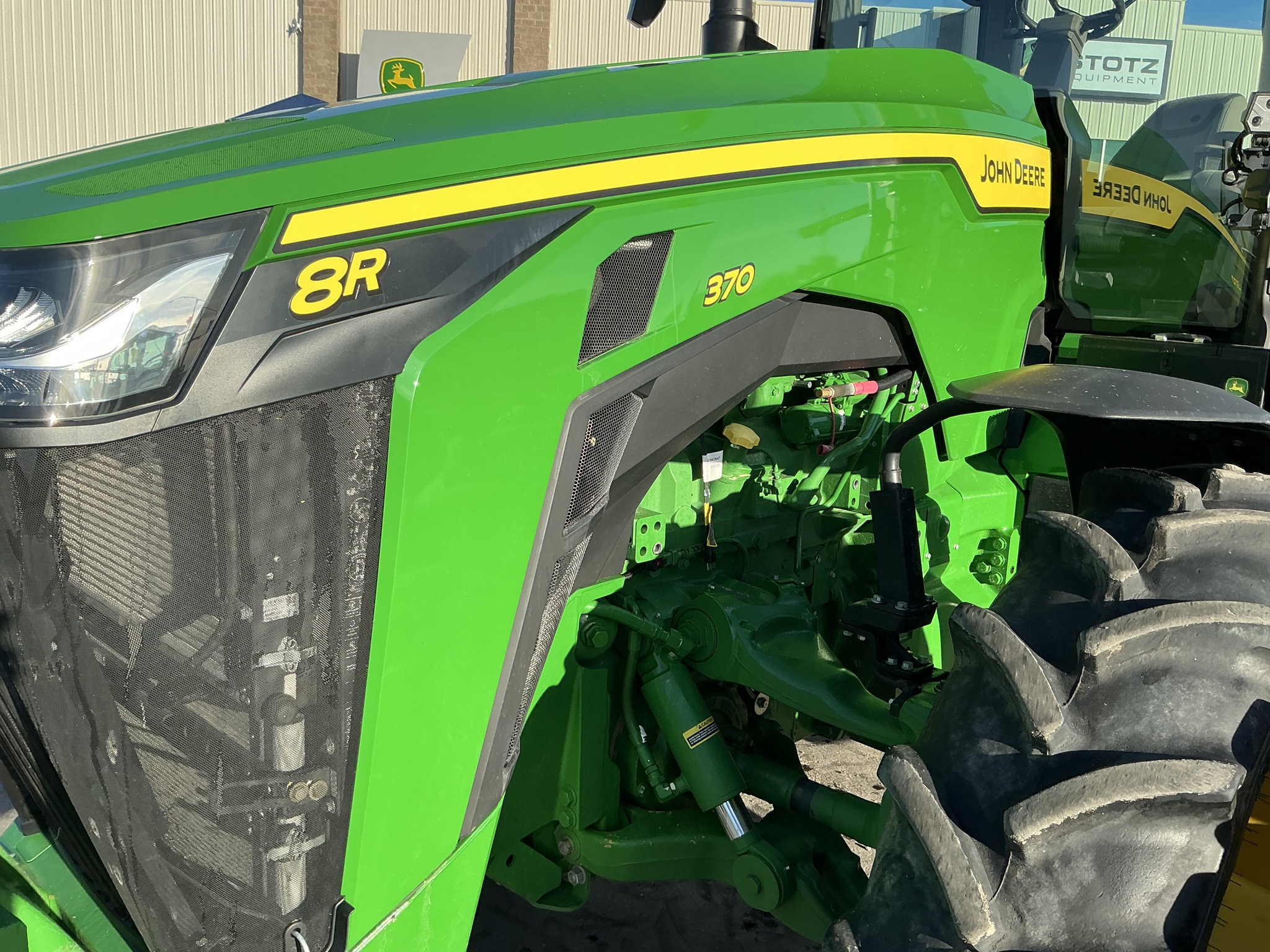 2023 John Deere 8R 370 Image 26