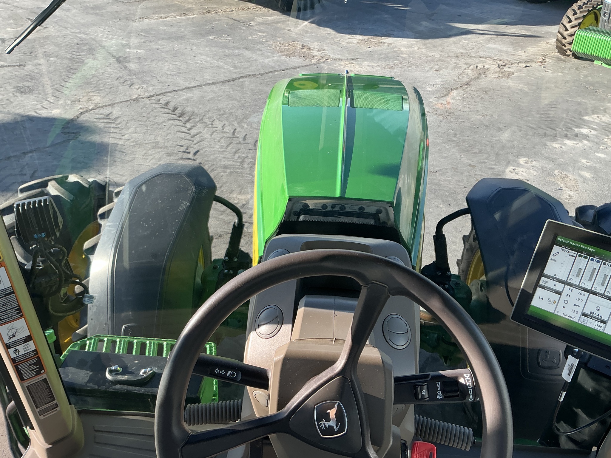 2023 John Deere 8R 370 Image 31