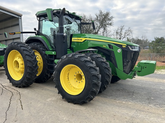 2023 John Deere 8R 310 Photo 2