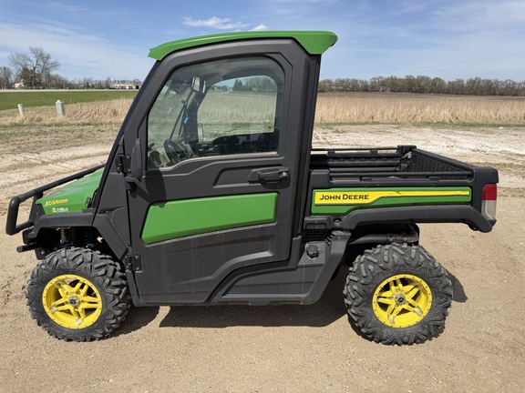 2023 John Deere XUV 835R - Photo6