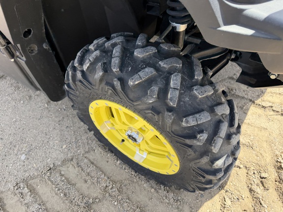 2023 John Deere XUV 835R - Photo11
