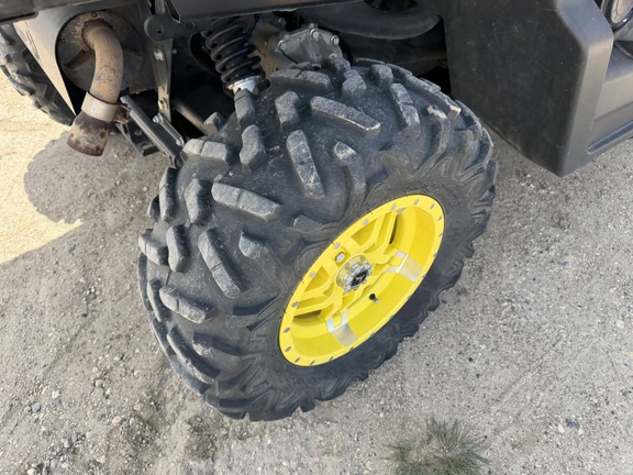 2023 John Deere XUV 835R - Photo13