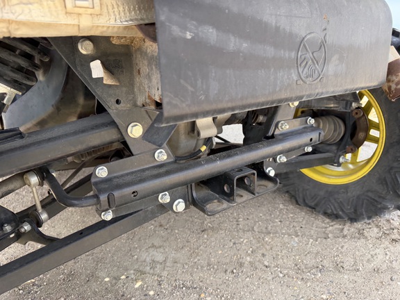 2023 John Deere XUV 835R - Photo16