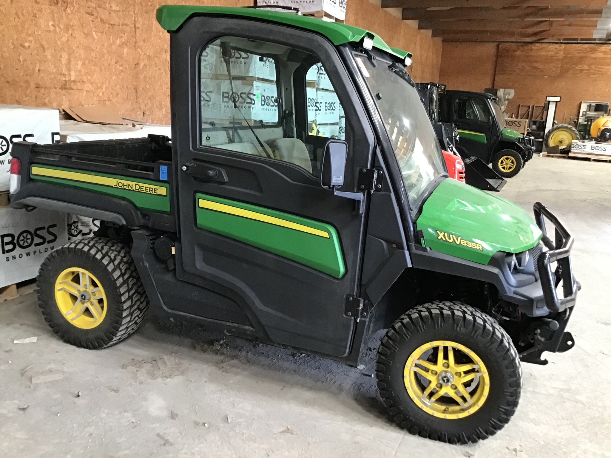 2019 John Deere XUV 835R Image 4