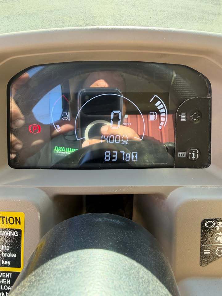 2019 John Deere XUV 835R Image 19