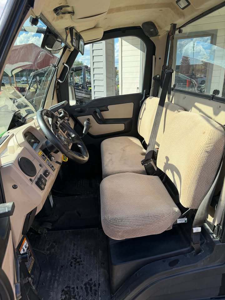 2019 John Deere XUV 835R Image 13