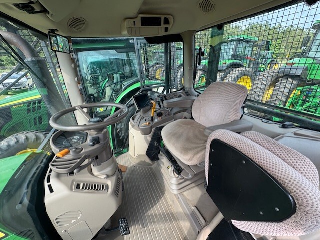 2021 John Deere 6145R Image 4