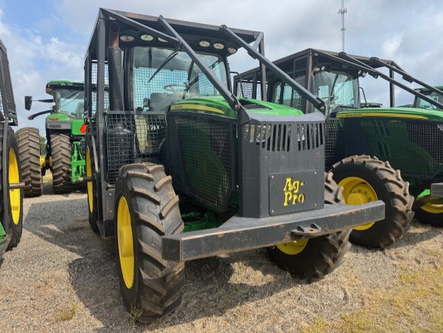 2021 John Deere 6145R Image 1
