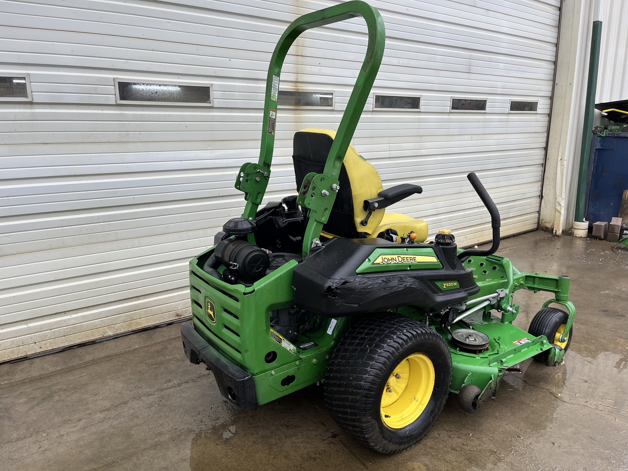 2022 John Deere Z920M Image 4