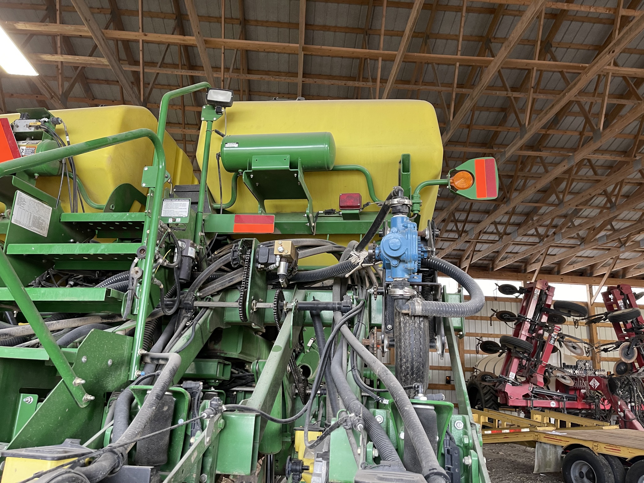 2011 John Deere 1790 Image 26