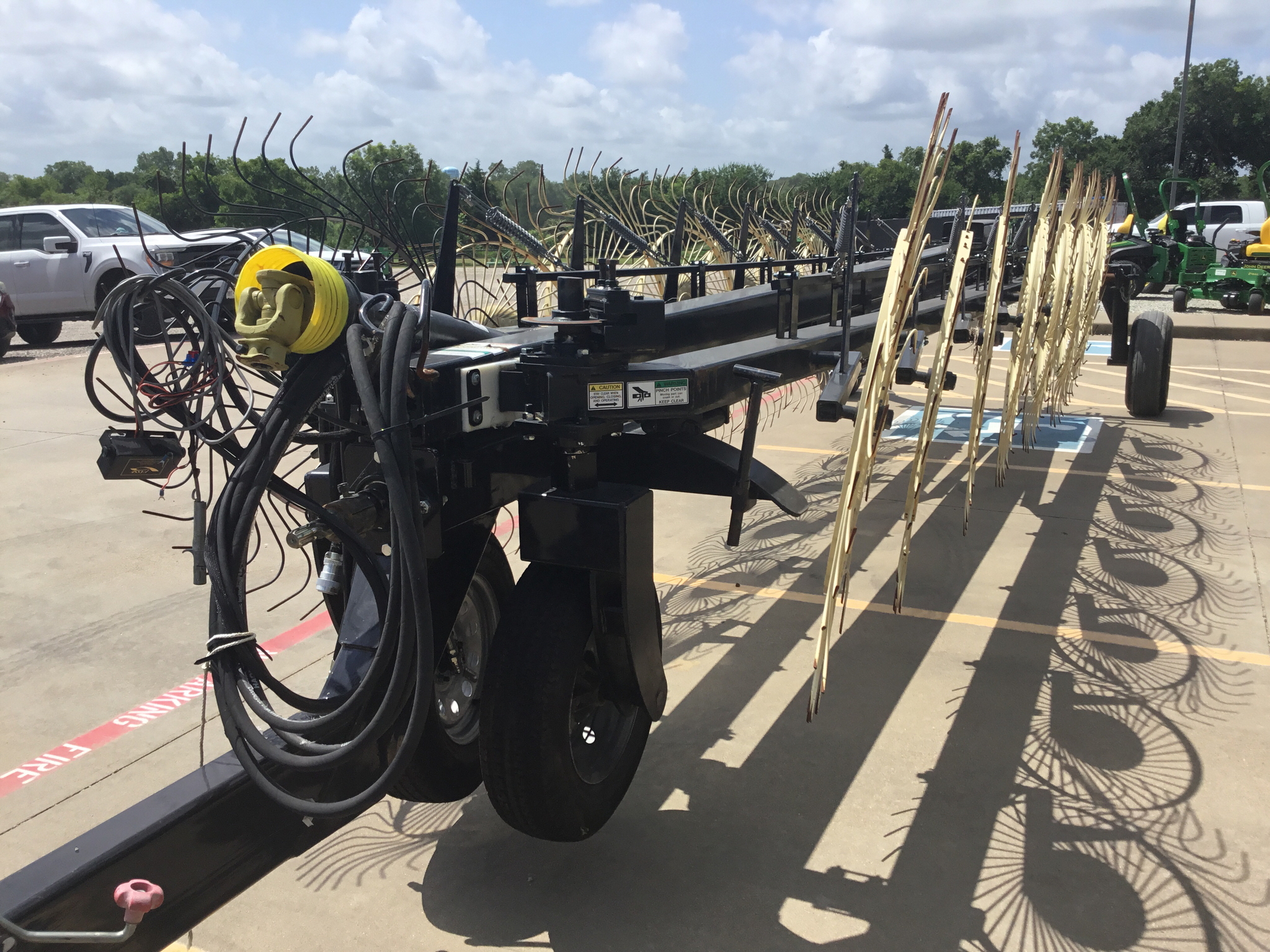 2024 Flexrake FR14 Image 4