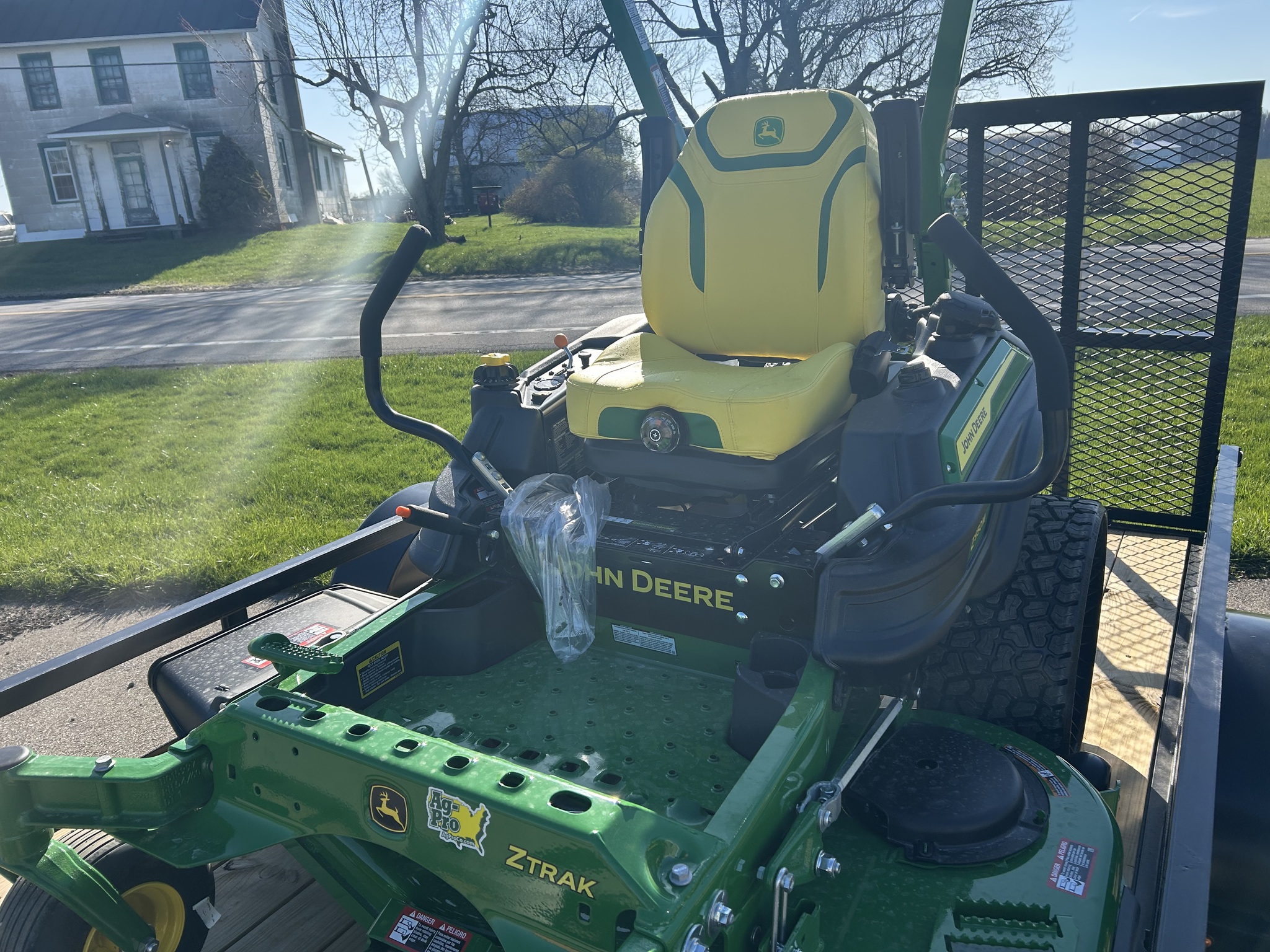 2024 John Deere Z950M Image 5