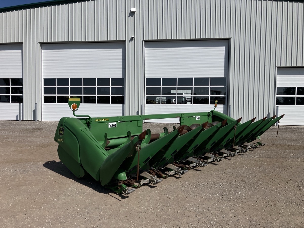 2013 John Deere 608C Image 2