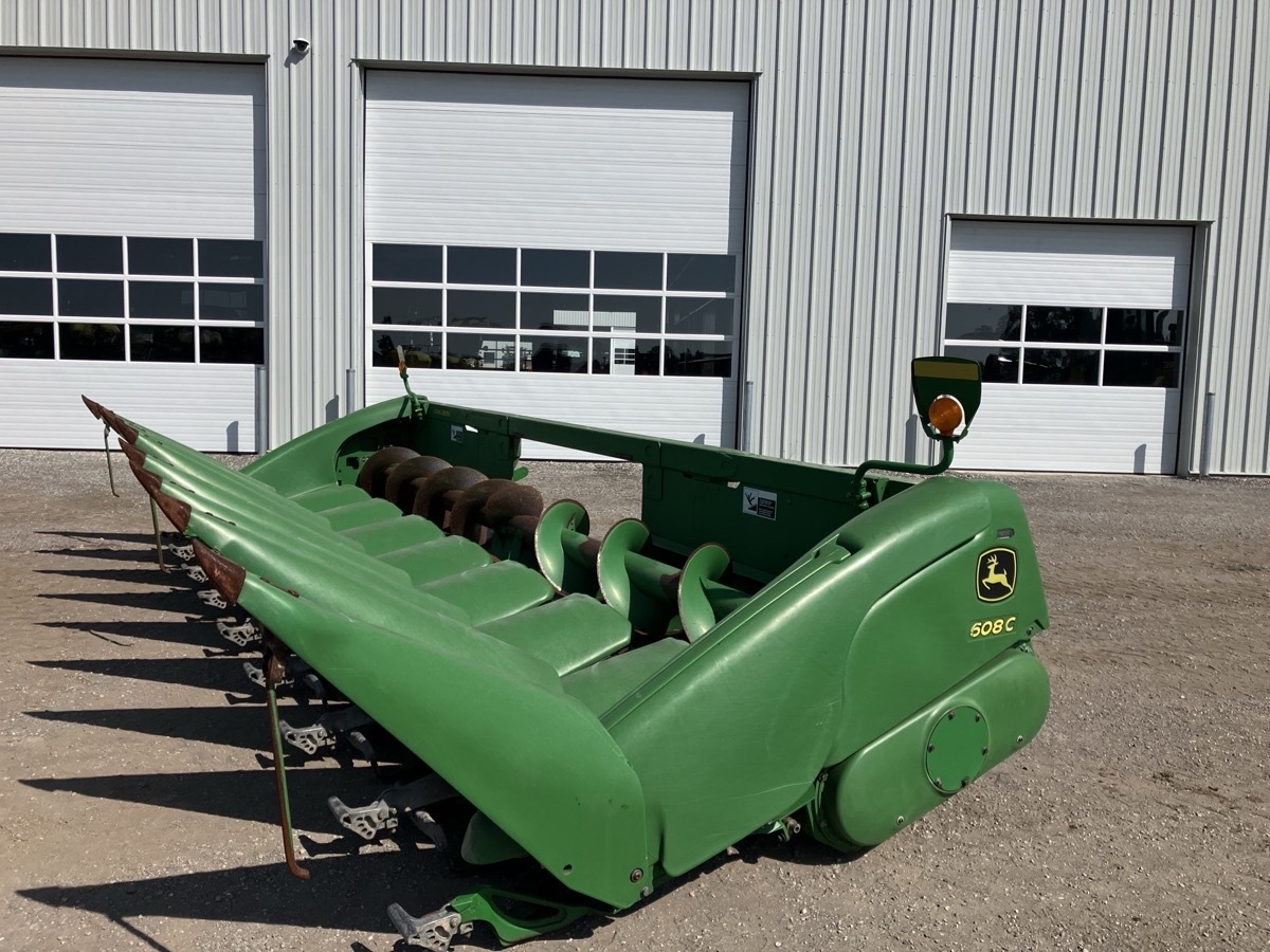 2013 John Deere 608C Image 3