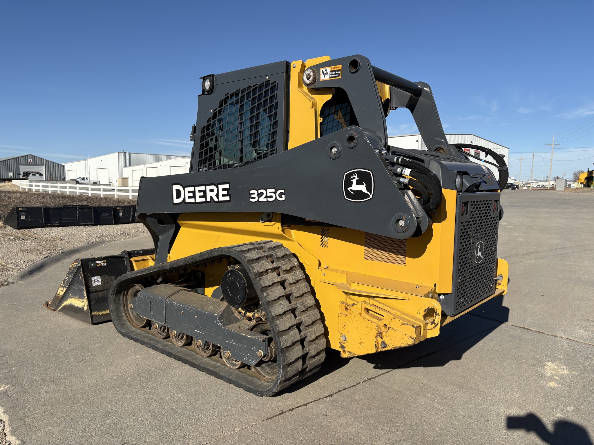 2019 John Deere 325G Image 2