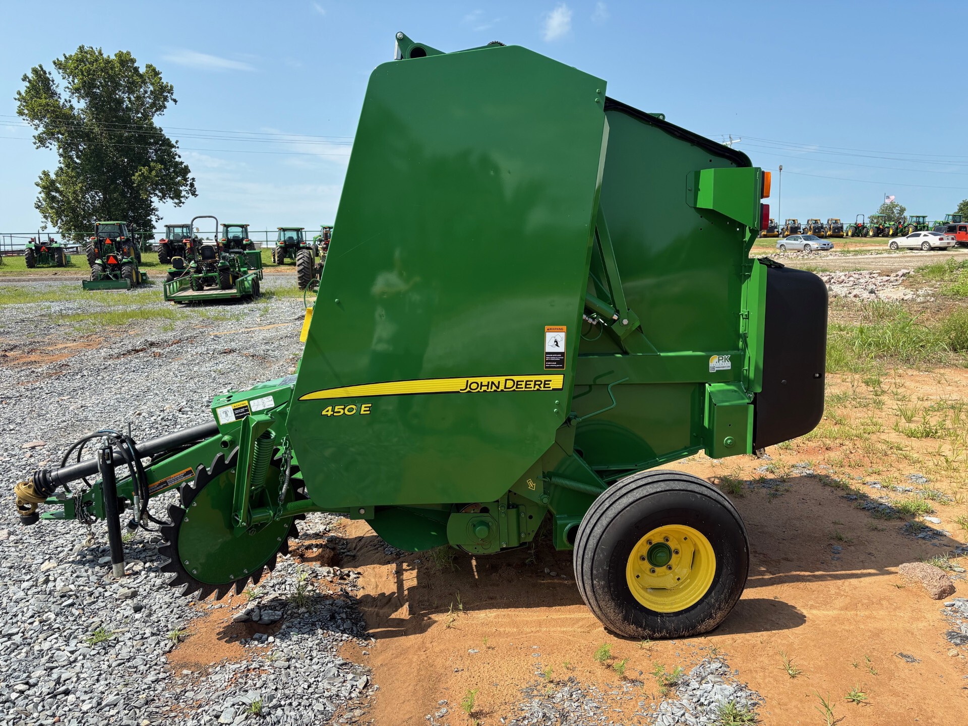 2021 John Deere 450E Image 7