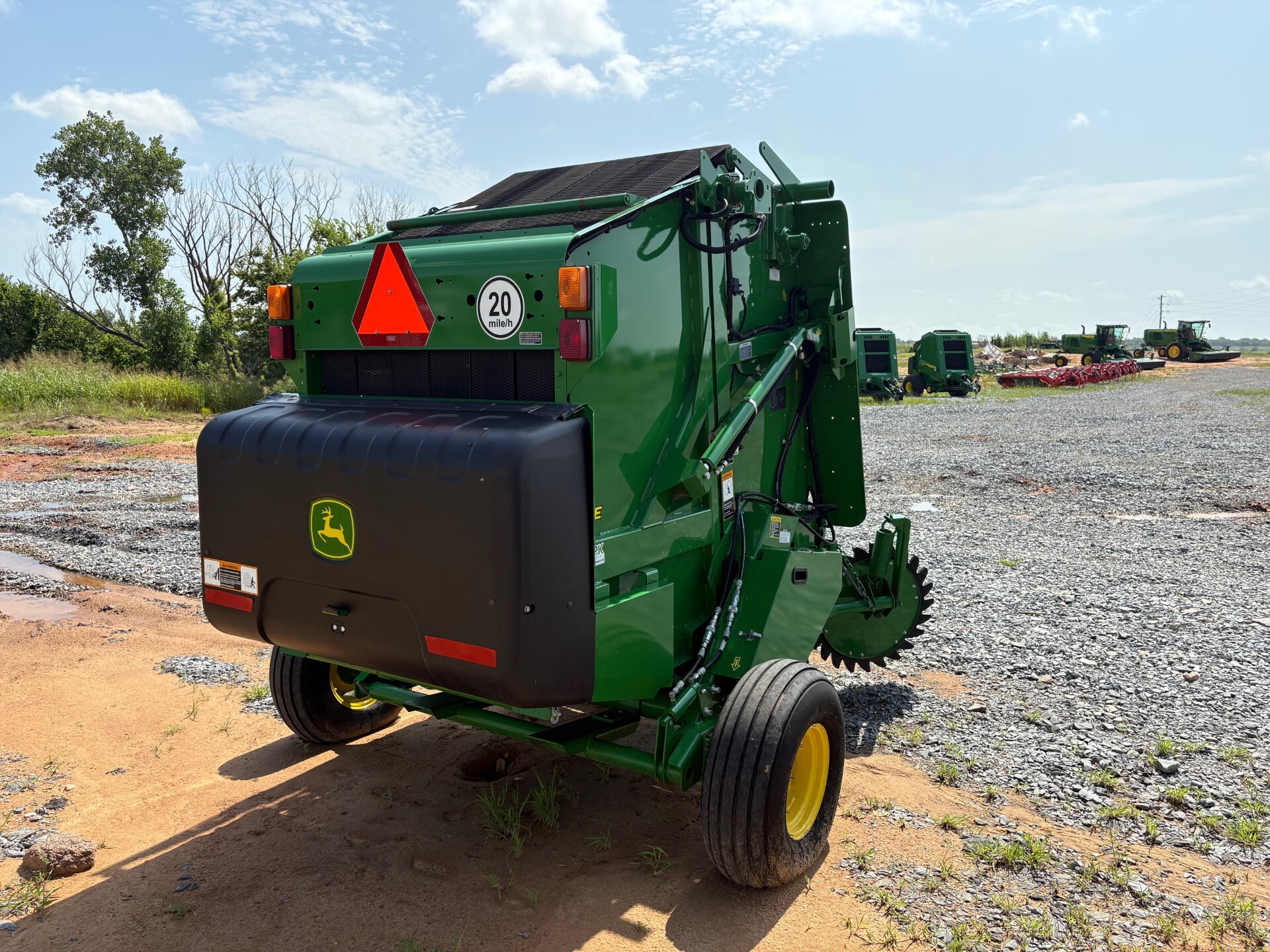 2021 John Deere 450E Image 5